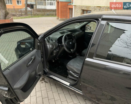 Черный Фиат Пунто, объемом двигателя 1.2 л и пробегом 182 тыс. км за 2299 $, фото 6 на Automoto.ua