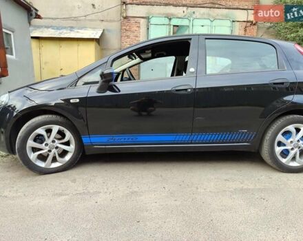Черный Фиат Пунто, объемом двигателя 1.37 л и пробегом 259 тыс. км за 4700 $, фото 4 на Automoto.ua