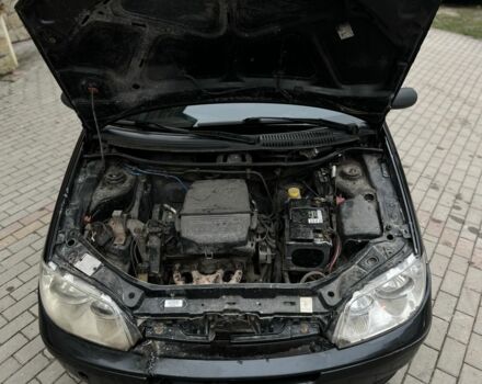 Чорний Фіат Пунто, об'ємом двигуна 1.2 л та пробігом 182 тис. км за 2299 $, фото 5 на Automoto.ua