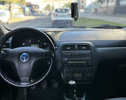 Фиат Пунто 2007 в Хмельницком на Automoto.ua Черный Фиат Пунто, объемом двигателя 1.4 л и пробегом 251 тыс. км за 3300 $, фото 9 на Automoto.ua