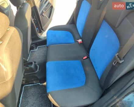 Черный Фиат Пунто, объемом двигателя 1.37 л и пробегом 259 тыс. км за 4700 $, фото 11 на Automoto.ua