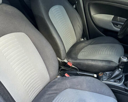 Фиат Пунто 2007 в Хмельницком на Automoto.ua Черный Фиат Пунто, объемом двигателя 1.4 л и пробегом 251 тыс. км за 3300 $, фото 11 на Automoto.ua