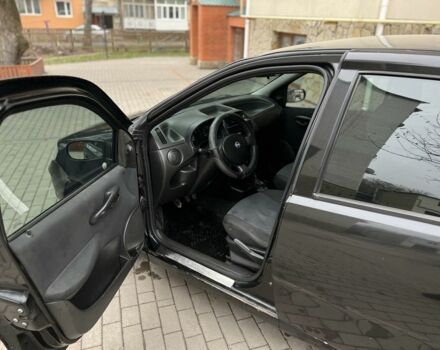 Чорний Фіат Пунто, об'ємом двигуна 1.2 л та пробігом 182 тис. км за 2299 $, фото 4 на Automoto.ua