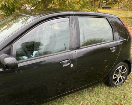 Фіат Пунто 2007 у Богуславе на Automoto.ua Чорний Фіат Пунто, об'ємом двигуна 1.24 л та пробігом 120 тис. км за 3250 $, фото 7 на Automoto.ua