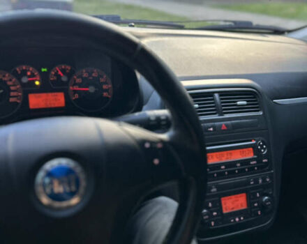 Фиат Пунто 2007 в Хмельницком на Automoto.ua Черный Фиат Пунто, объемом двигателя 1.4 л и пробегом 251 тыс. км за 3300 $, фото 14 на Automoto.ua