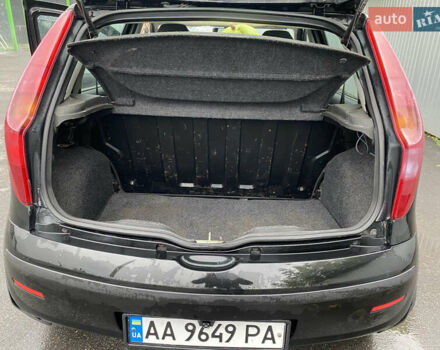 Фіат Пунто 2007 у Богуславе на Automoto.ua Чорний Фіат Пунто, об'ємом двигуна 1.24 л та пробігом 120 тис. км за 3250 $, фото 16 на Automoto.ua