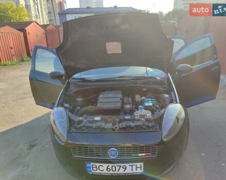 Черный Фиат Пунто, объемом двигателя 1.37 л и пробегом 259 тыс. км за 4700 $, фото 19 на Automoto.ua