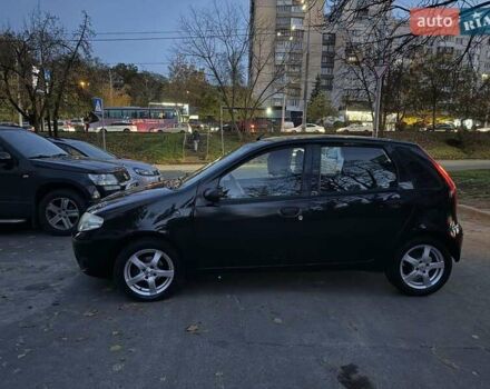 Фиат Пунто 2008 в Киеве на Automoto.ua Черный Фиат Пунто, объемом двигателя 1.24 л и пробегом 150 тыс. км за 3500 $, фото 8 на Automoto.ua