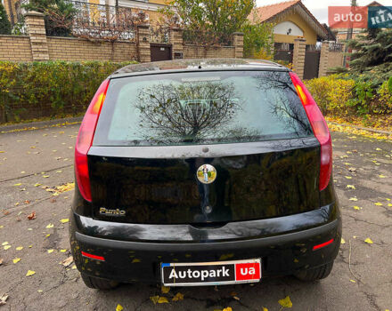 Чорний Фіат Пунто, об'ємом двигуна 1.2 л та пробігом 150 тис. км за 3990 $, фото 5 на Automoto.ua