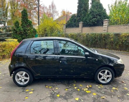 Черный Фиат Пунто, объемом двигателя 1.2 л и пробегом 150 тыс. км за 3990 $, фото 3 на Automoto.ua