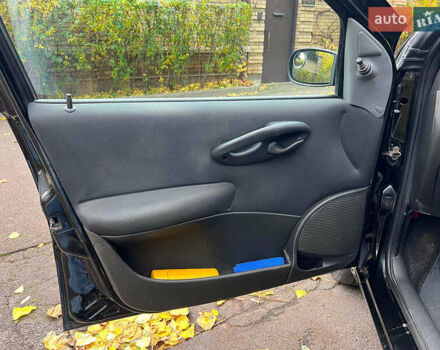 Чорний Фіат Пунто, об'ємом двигуна 1.2 л та пробігом 150 тис. км за 3990 $, фото 8 на Automoto.ua