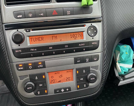 Черный Фиат Пунто, объемом двигателя 1.37 л и пробегом 270 тыс. км за 3700 $, фото 8 на Automoto.ua