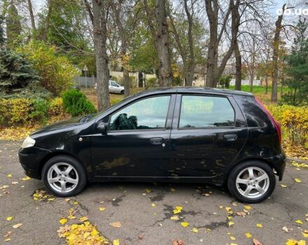 Черный Фиат Пунто, объемом двигателя 1.2 л и пробегом 150 тыс. км за 3990 $, фото 7 на Automoto.ua