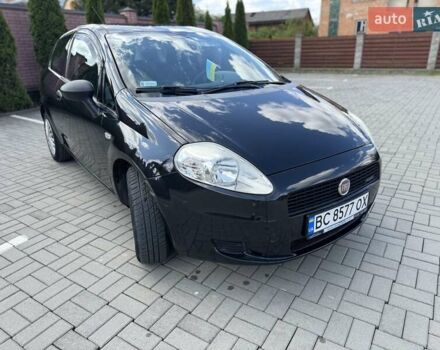 Фиат Пунто 2009 в Самборе на Automoto.ua Черный Фиат Пунто, объемом двигателя 1.25 л и пробегом 166 тыс. км за 4599 $, фото 3 на Automoto.ua