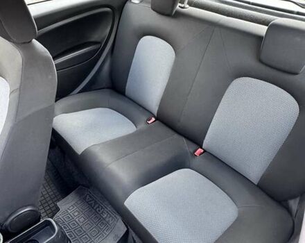 Фиат Пунто 2009 в Самборе на Automoto.ua Черный Фиат Пунто, объемом двигателя 1.25 л и пробегом 166 тыс. км за 4599 $, фото 12 на Automoto.ua