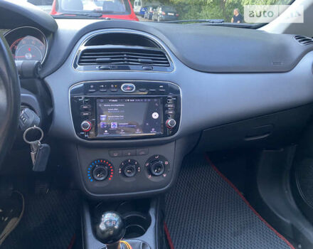 Черный Фиат Пунто, объемом двигателя 1.3 л и пробегом 220 тыс. км за 4800 $, фото 13 на Automoto.ua