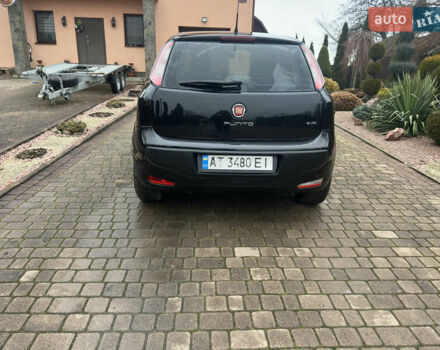 Черный Фиат Пунто, объемом двигателя 1.25 л и пробегом 270 тыс. км за 4499 $, фото 4 на Automoto.ua