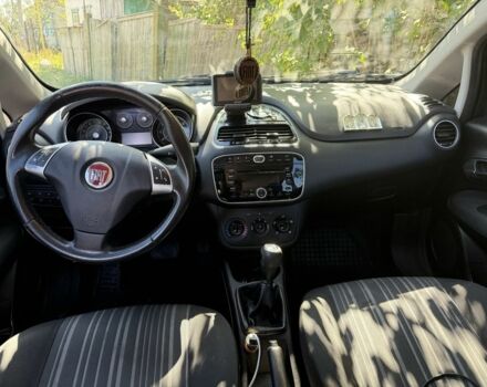 Черный Фиат Пунто, объемом двигателя 1.4 л и пробегом 177 тыс. км за 5400 $, фото 6 на Automoto.ua