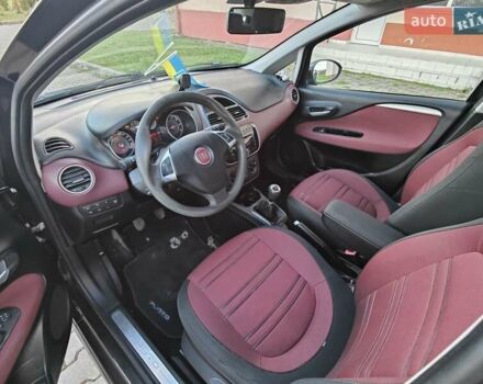 Фиат Пунто 2011 в Черновцах на Automoto.ua Черный Фиат Пунто, объемом двигателя 1.3 л и пробегом 213 тыс. км за 4700 $, фото 14 на Automoto.ua