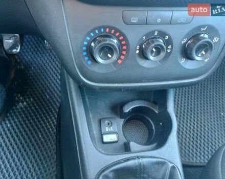 Черный Фиат Пунто, объемом двигателя 1.24 л и пробегом 322 тыс. км за 4200 $, фото 13 на Automoto.ua