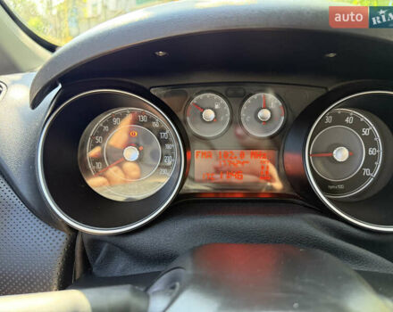 Черный Фиат Пунто, объемом двигателя 1.4 л и пробегом 177 тыс. км за 5500 $, фото 5 на Automoto.ua