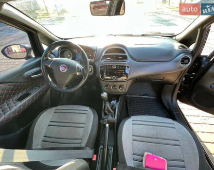 Чорний Фіат Пунто, об'ємом двигуна 1.3 л та пробігом 240 тис. км за 5800 $, фото 22 на Automoto.ua