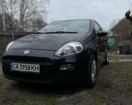 Черный Фиат Пунто, объемом двигателя 0.9 л и пробегом 248 тыс. км за 3800 $, фото 1 на Automoto.ua