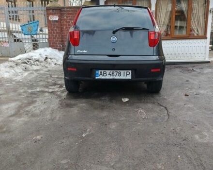 Черный Фиат Пунто, объемом двигателя 1.2 л и пробегом 200 тыс. км за 3800 $, фото 1 на Automoto.ua