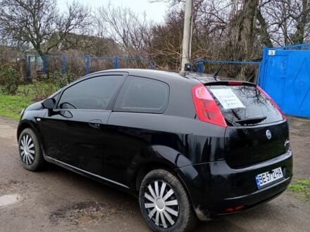 Черный Фиат Пунто, объемом двигателя 1.4 л и пробегом 187 тыс. км за 3700 $, фото 1 на Automoto.ua