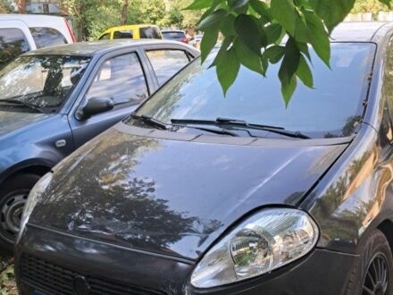 Черный Фиат Пунто, объемом двигателя 1.4 л и пробегом 156 тыс. км за 4200 $, фото 1 на Automoto.ua