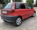 Красный Фиат Пунто, объемом двигателя 1.2 л и пробегом 290 тыс. км за 950 $, фото 4 на Automoto.ua