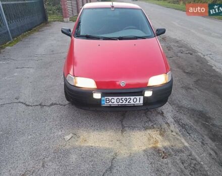 Фиат Пунто 1994 в Луцке на Automoto.ua Красный Фиат Пунто, объемом двигателя 1.3 л и пробегом 233 тыс. км за 1450 $, фото 6 на Automoto.ua
