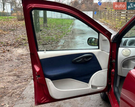 Красный Фиат Пунто, объемом двигателя 1.3 л и пробегом 234 тыс. км за 3990 $, фото 9 на Automoto.ua