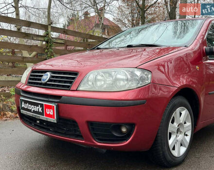 Красный Фиат Пунто, объемом двигателя 1.3 л и пробегом 234 тыс. км за 3990 $, фото 1 на Automoto.ua