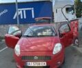Красный Фиат Пунто, объемом двигателя 1.37 л и пробегом 210 тыс. км за 4500 $, фото 3 на Automoto.ua