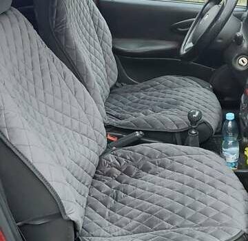 Красный Фиат Пунто, объемом двигателя 1.24 л и пробегом 280 тыс. км за 2499 $, фото 2 на Automoto.ua