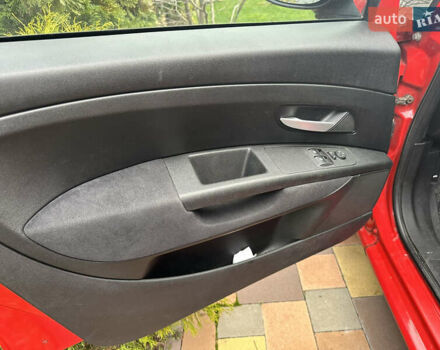 Червоний Фіат Пунто, об'ємом двигуна 1.4 л та пробігом 228 тис. км за 4000 $, фото 6 на Automoto.ua