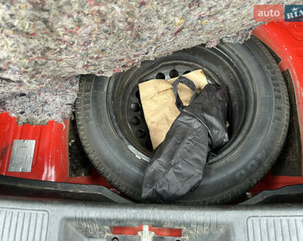 Червоний Фіат Пунто, об'ємом двигуна 1.4 л та пробігом 228 тис. км за 4000 $, фото 19 на Automoto.ua