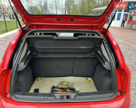 Червоний Фіат Пунто, об'ємом двигуна 1.4 л та пробігом 228 тис. км за 4000 $, фото 18 на Automoto.ua