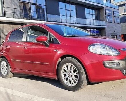 Красный Фиат Пунто, объемом двигателя 1.2 л и пробегом 313 тыс. км за 4000 $, фото 3 на Automoto.ua