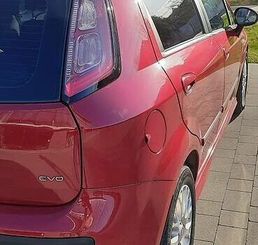 Красный Фиат Пунто, объемом двигателя 1.2 л и пробегом 313 тыс. км за 4000 $, фото 9 на Automoto.ua