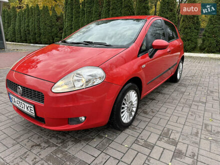 Фіат Пунто 2008 у Києві на Automoto.ua Червоний Фіат Пунто, об'ємом двигуна 1.4 л та пробігом 228 тис. км за 4200 $, фото 1 на Automoto.ua