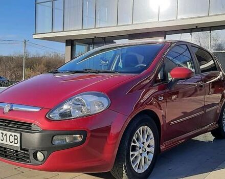 Красный Фиат Пунто, объемом двигателя 1.2 л и пробегом 313 тыс. км за 4000 $, фото 1 на Automoto.ua