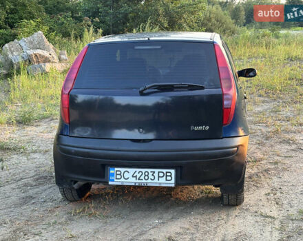 Фиат Пунто, объемом двигателя 1.2 л и пробегом 398 тыс. км за 2300 $, фото 4 на Automoto.ua