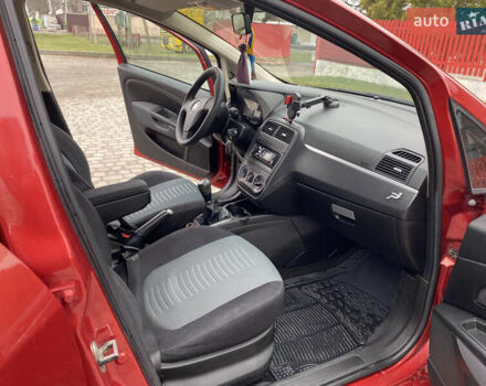 Фиат Пунто, объемом двигателя 1.3 л и пробегом 243 тыс. км за 4000 $, фото 6 на Automoto.ua