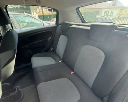 Фіат Пунто, об'ємом двигуна 1.2 л та пробігом 215 тис. км за 4599 $, фото 13 на Automoto.ua