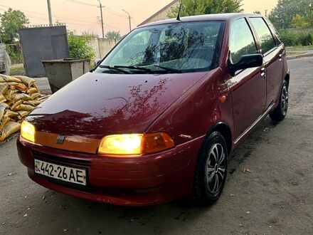 Фиат Пунто, объемом двигателя 1.3 л и пробегом 200 тыс. км за 1200 $, фото 1 на Automoto.ua