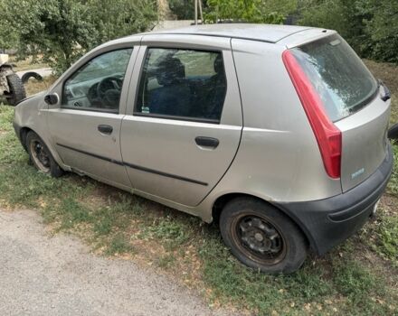 Фиат Пунто 2000 в Днепре (Днепропетровске) на Automoto.ua Серый Фиат Пунто, объемом двигателя 0 л и пробегом 200 тыс. км за 499 $, фото 1 на Automoto.ua