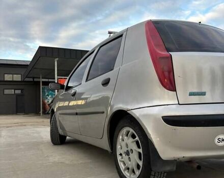 Фиат Пунто 2003 в Ужгороде на Automoto.ua Серый Фиат Пунто, объемом двигателя 1.2 л и пробегом 143 тыс. км за 2200 $, фото 3 на Automoto.ua