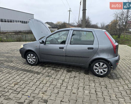 Серый Фиат Пунто, объемом двигателя 1.2 л и пробегом 166 тыс. км за 3600 $, фото 17 на Automoto.ua